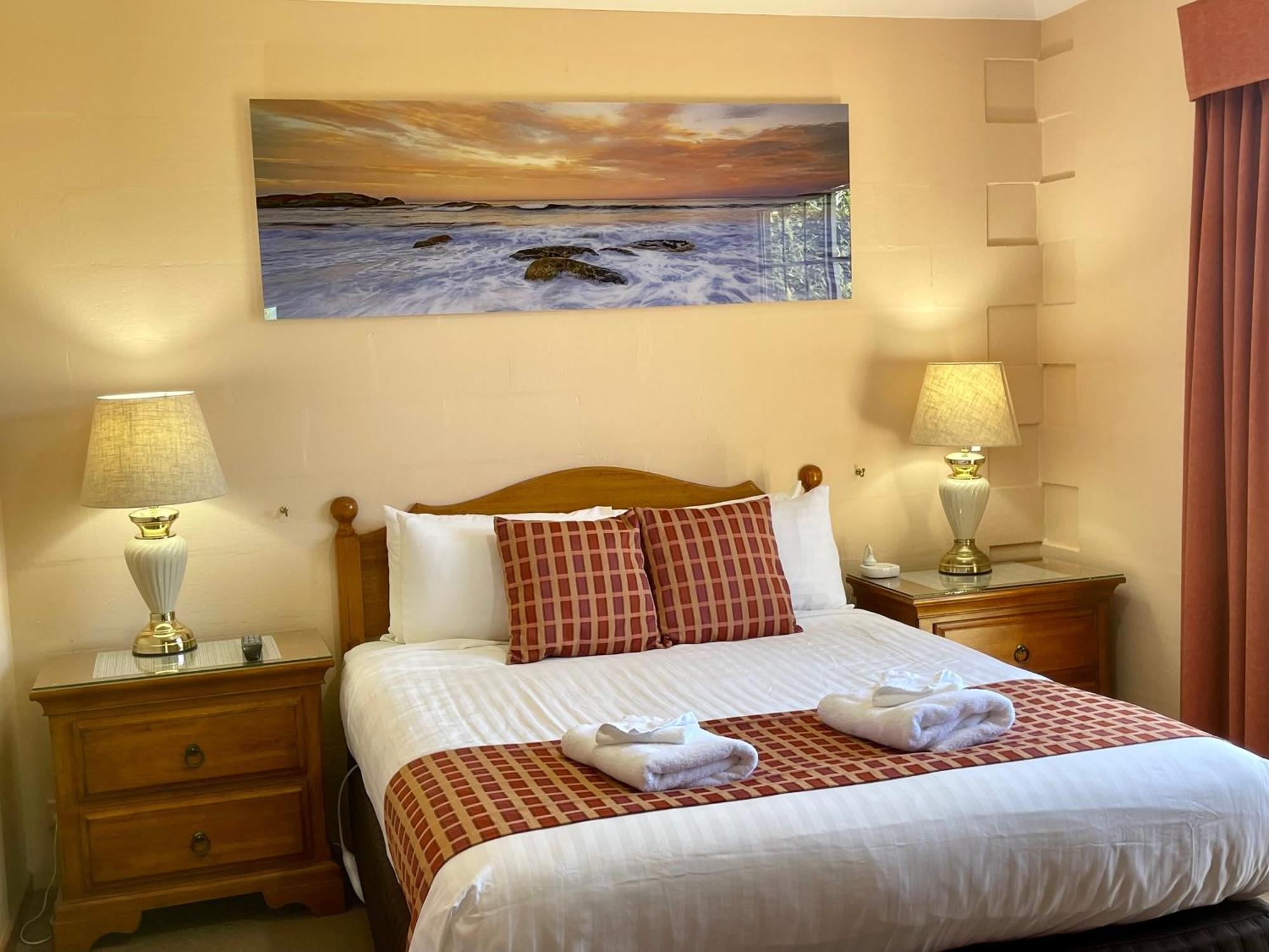 Swansea Cottages & Lodge Suites Ngoại thất bức ảnh