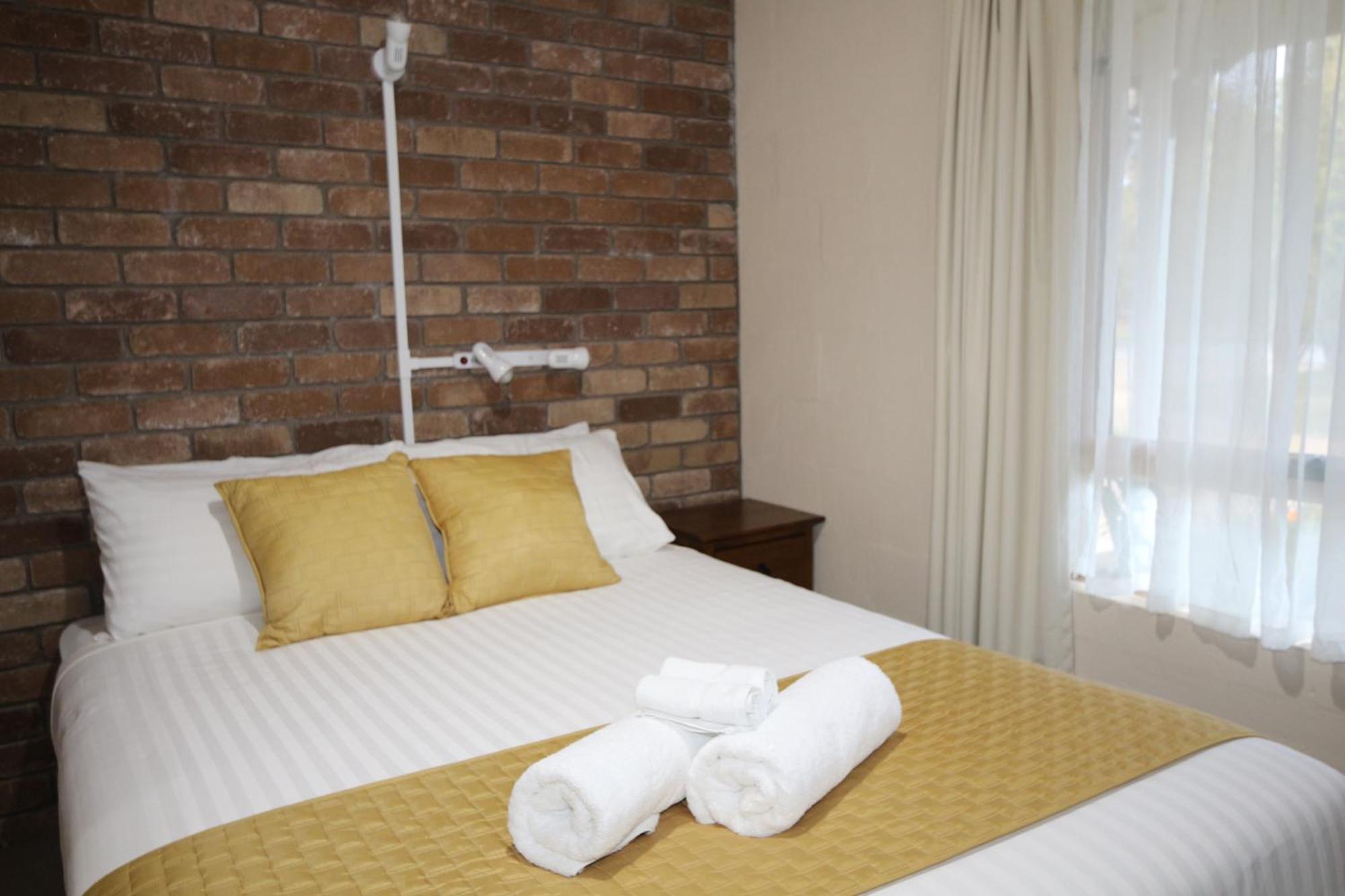 Swansea Cottages & Lodge Suites Ngoại thất bức ảnh