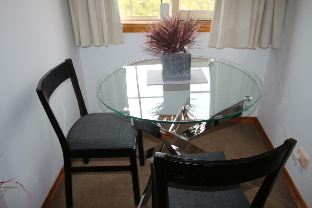 Swansea Cottages & Lodge Suites Ngoại thất bức ảnh