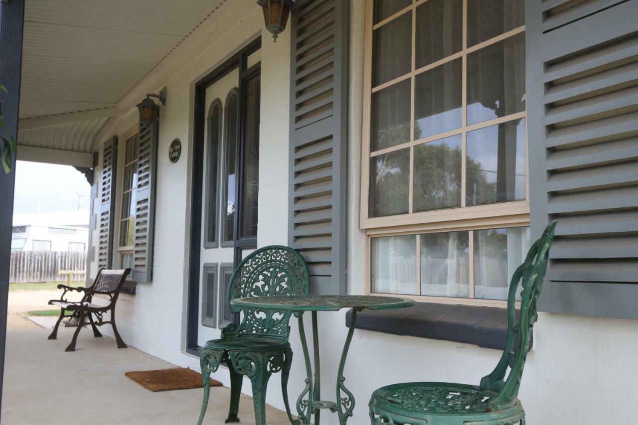 Swansea Cottages & Lodge Suites Ngoại thất bức ảnh