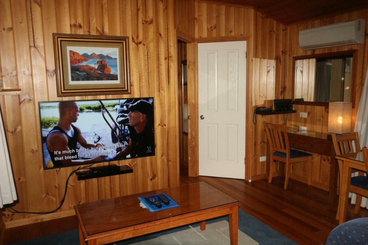 Swansea Cottages & Lodge Suites Ngoại thất bức ảnh