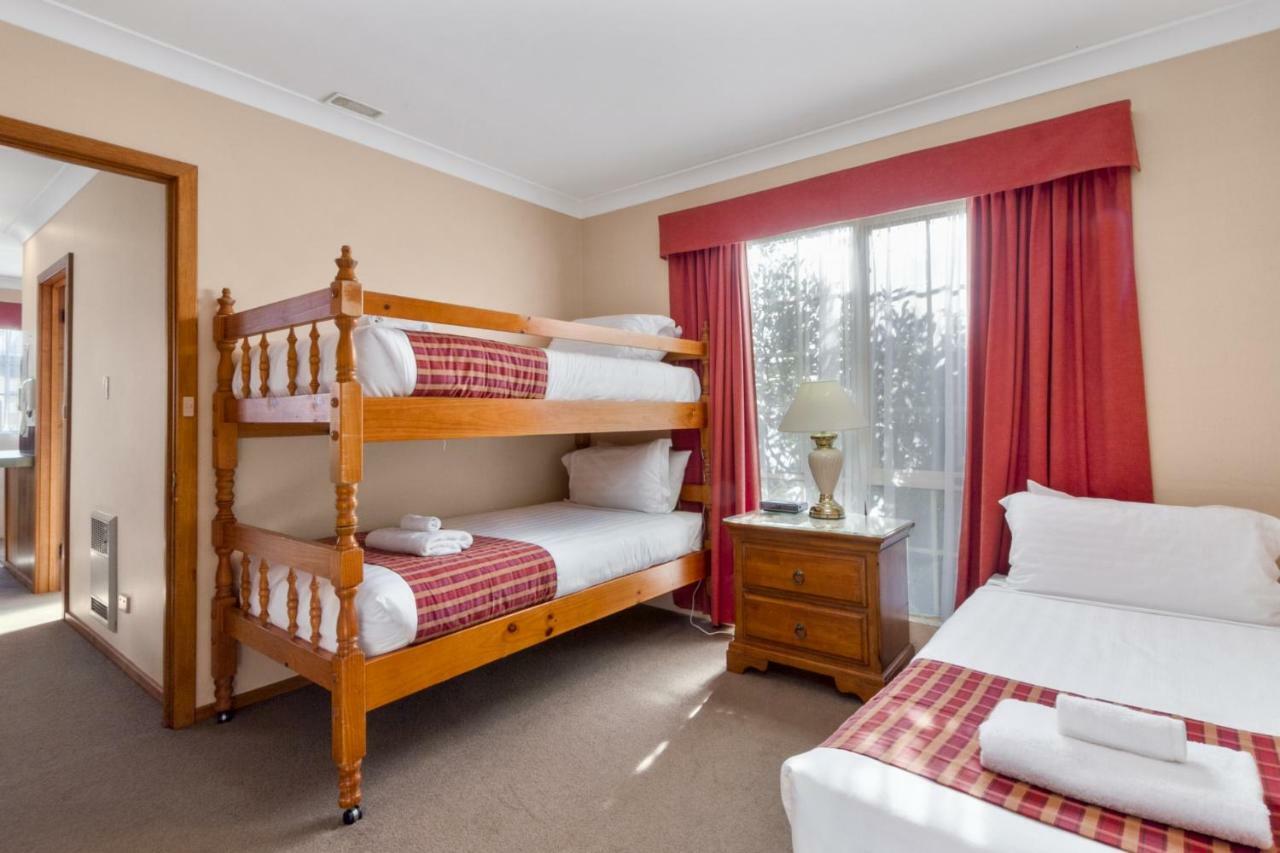Swansea Cottages & Lodge Suites Ngoại thất bức ảnh